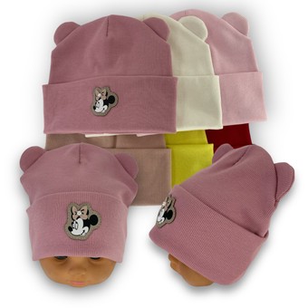 Трикотажная детская шапка для девочки с отворотом